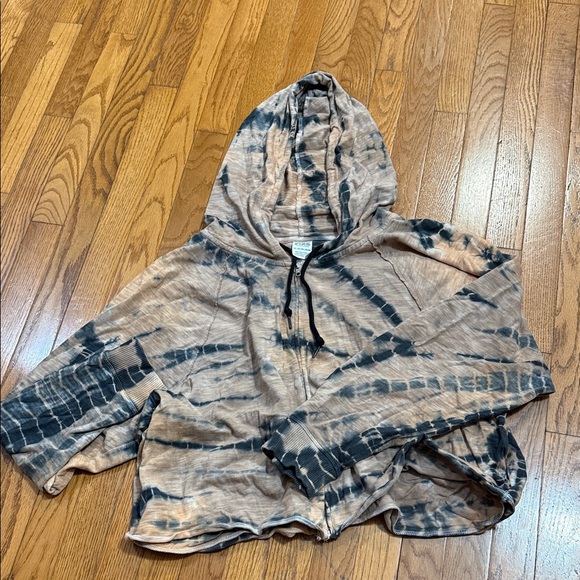 PINK Victoria's Secret Tops - PINK Victoria's Secret Tie-Dye Zip Hoodie in Beige and Black